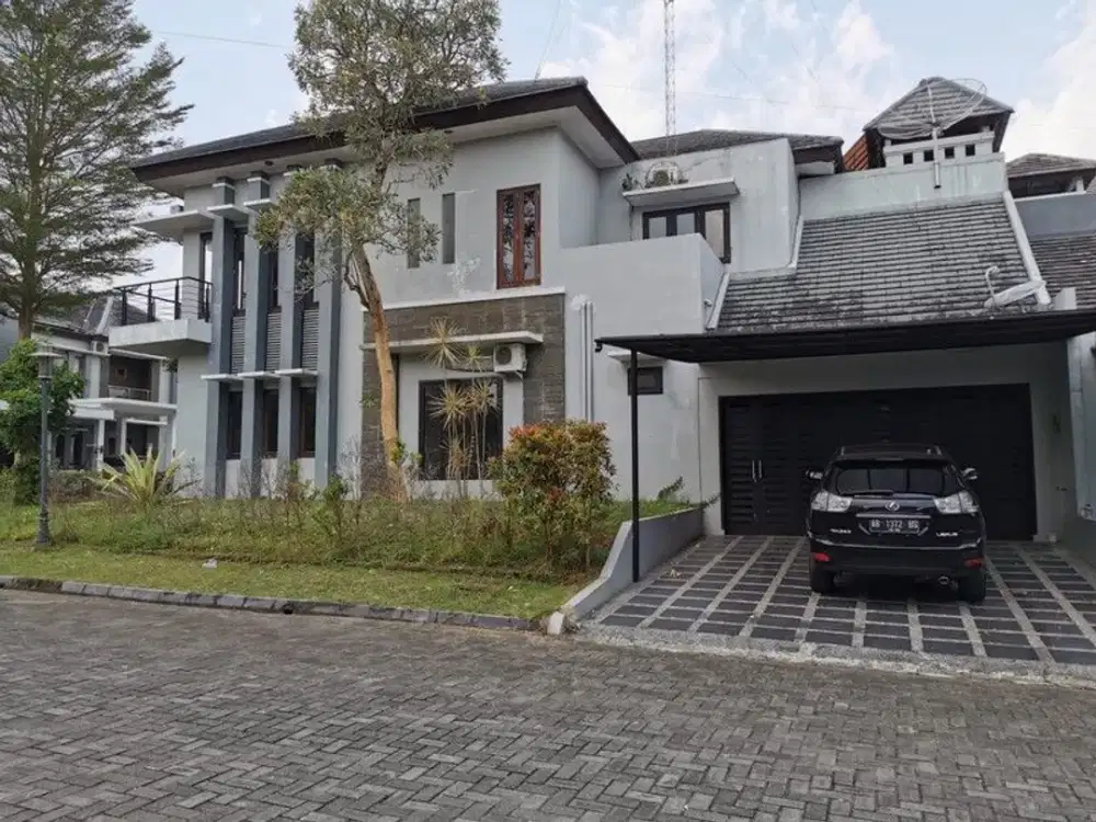 Rumah Mewah dalam Perum Elite Lokasi Strategis di Sendangadi - Mlati Sleman