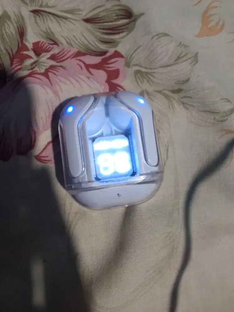 Headset masih bisa nyala masih bagus