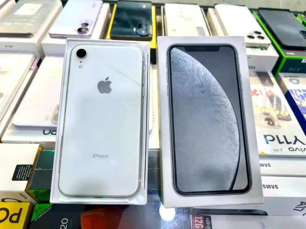 IPHONE XR 64GB INTER PERMANEN BH100% BARU GANTI