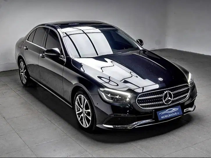 Mercedes-Benz Mercy E200 2.0 (W213) AVG AT 2023  #KBJ#