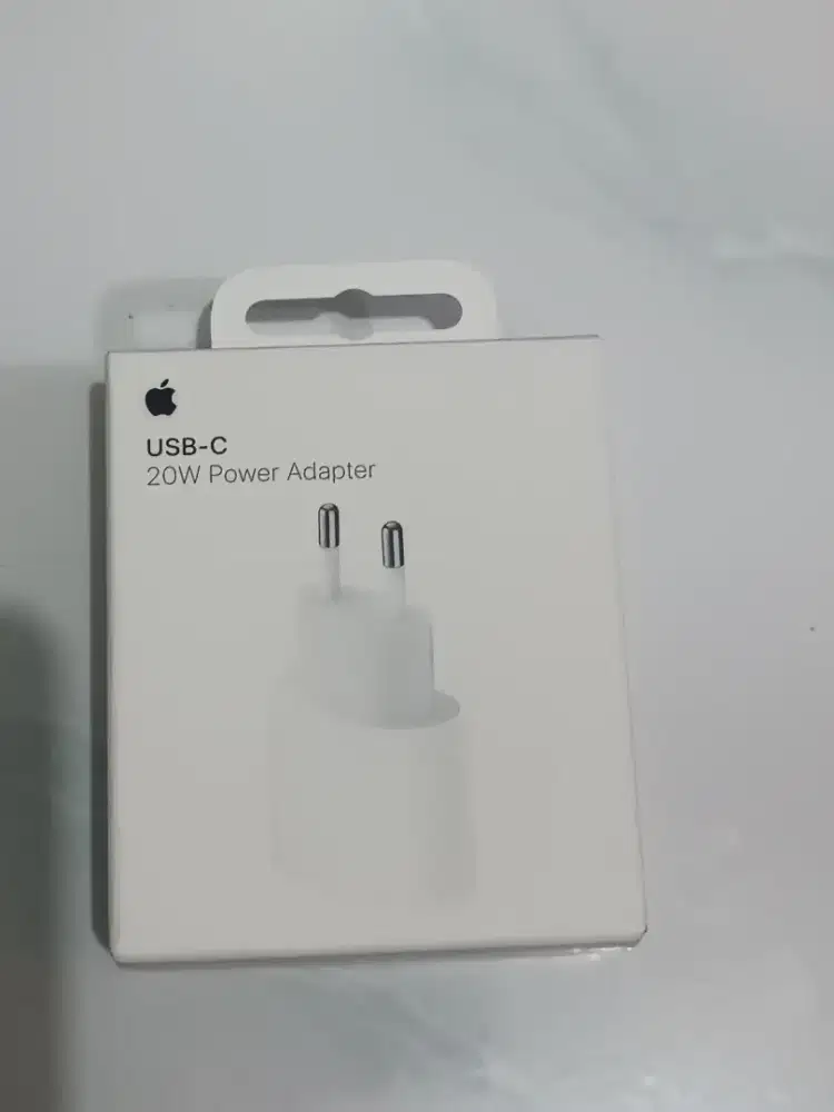 20W USB-C Power Adapter