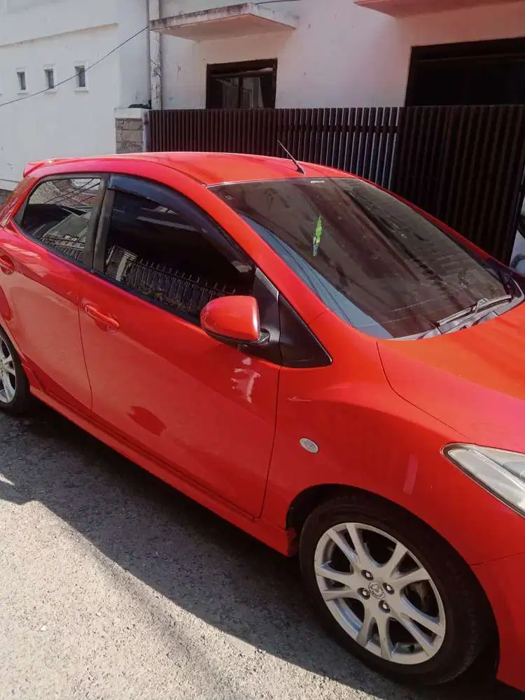 Mazda 2 2012 Bensin