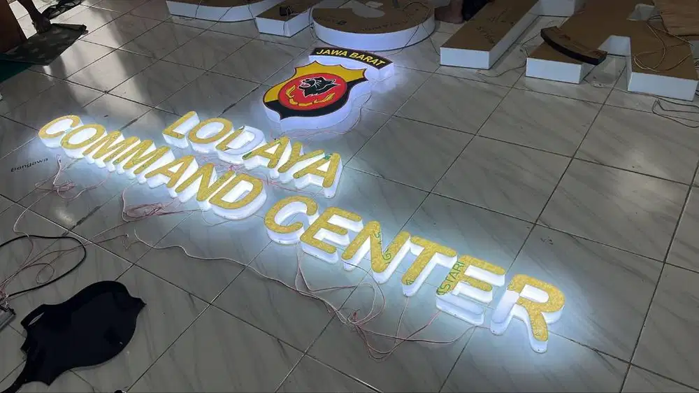 Produksi Letter Sign, Huruf Timbul & Neon Box Akrilik