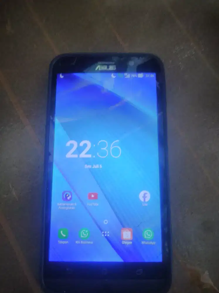 Zenfone deluxe z00ad ze551ml  4/64 gb
