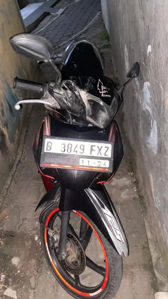 Honda supra helm in 2014