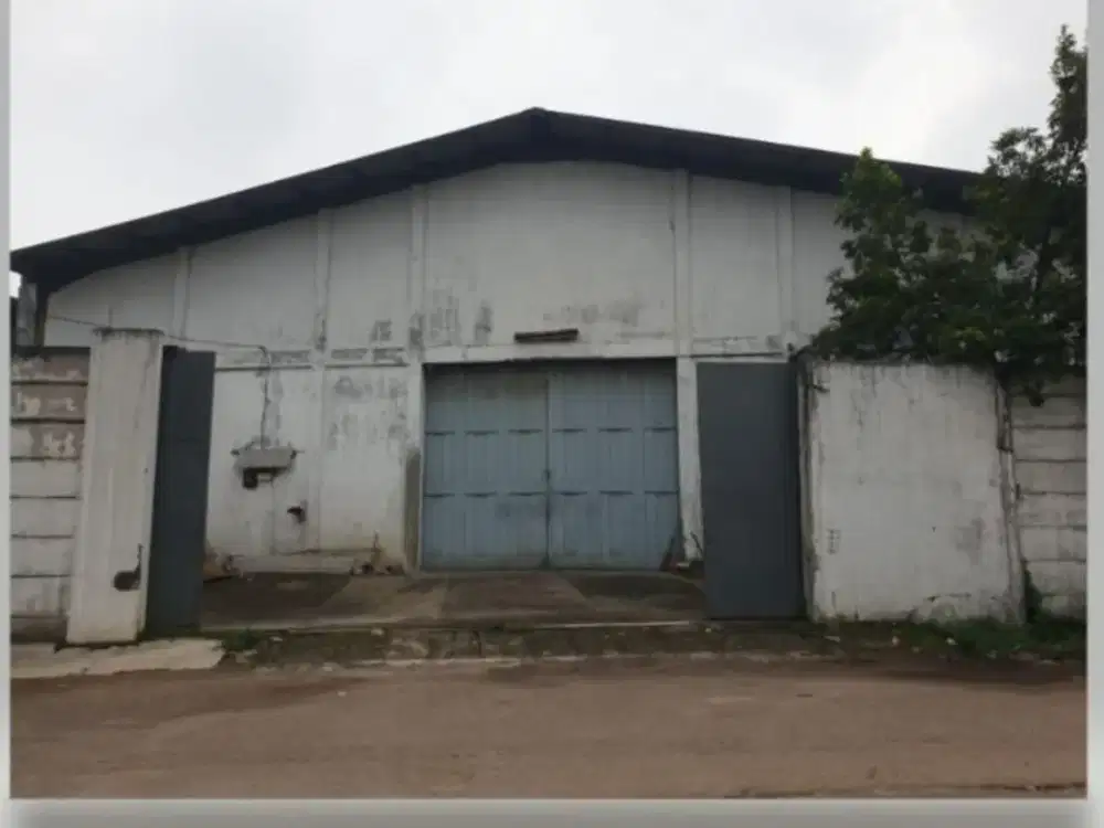 Gudang Strategis di Komplek Pergudangan Cibolerang Bandung