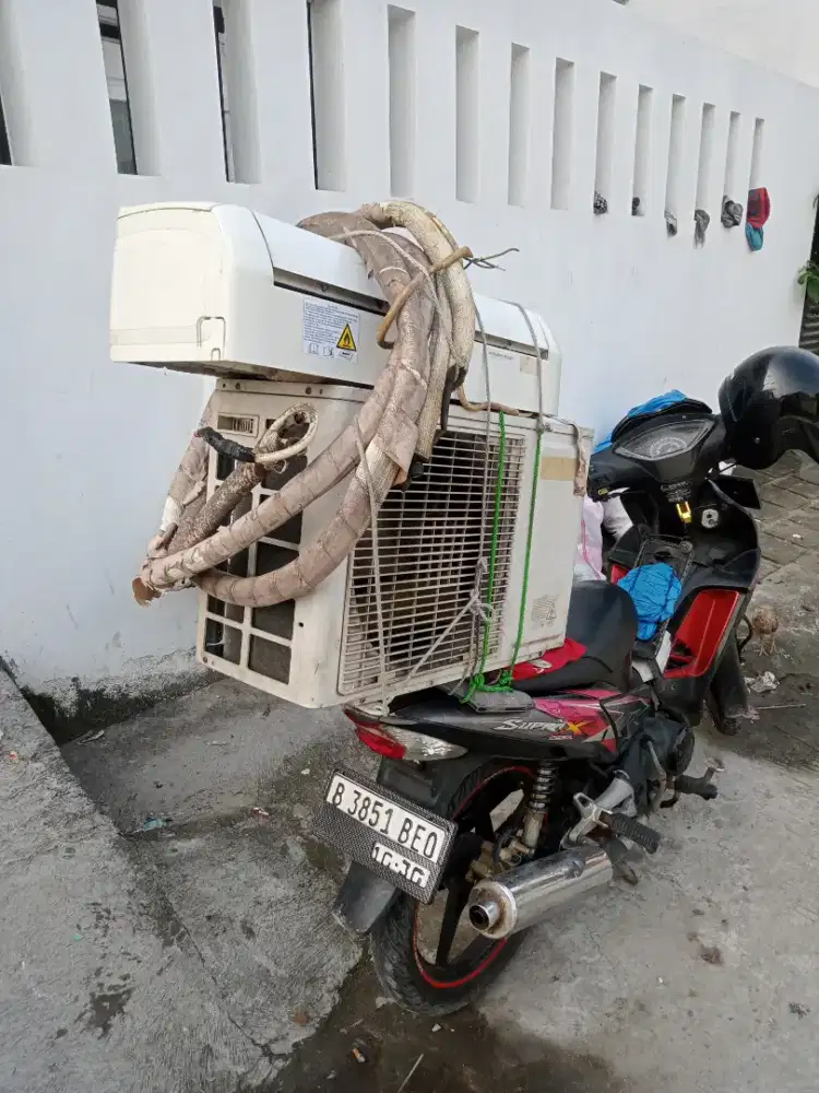 Juwal beli  AC bekas ny atau yg rusak
