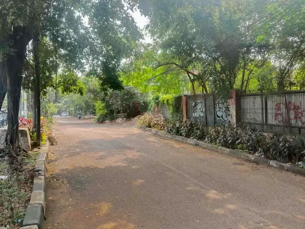 Dijual Tanah Hook 1.360 m² Lebak Bulus II Jakarta Selatan – SHM | Harga di Bawah NJOP