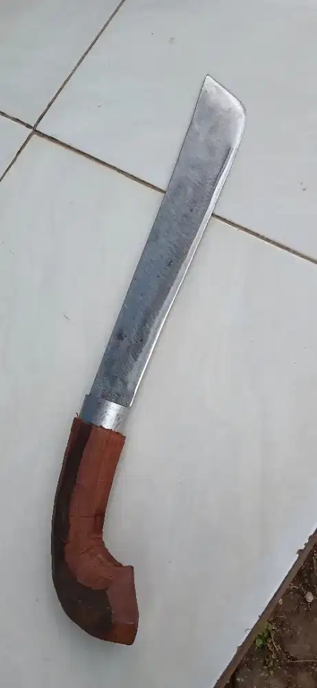 Golok Kebun Serbaguna