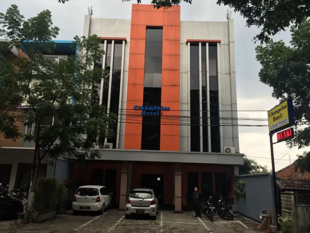 Hotel Bagus Strategis di Jalan Cihampelas Bandung