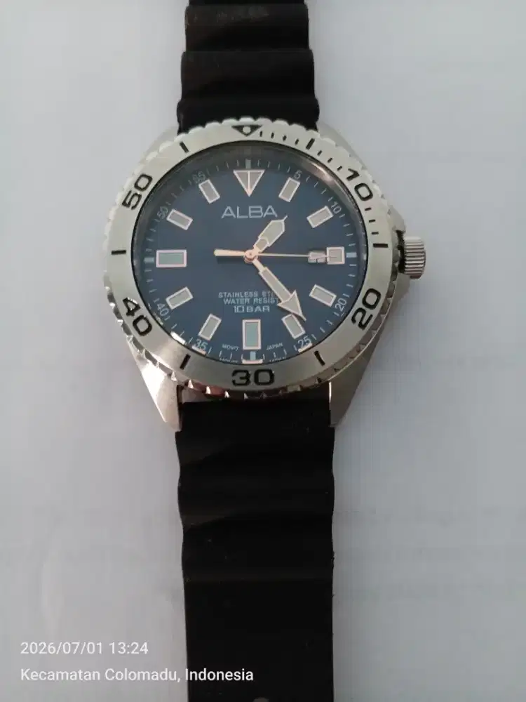 Jam tangan Alba