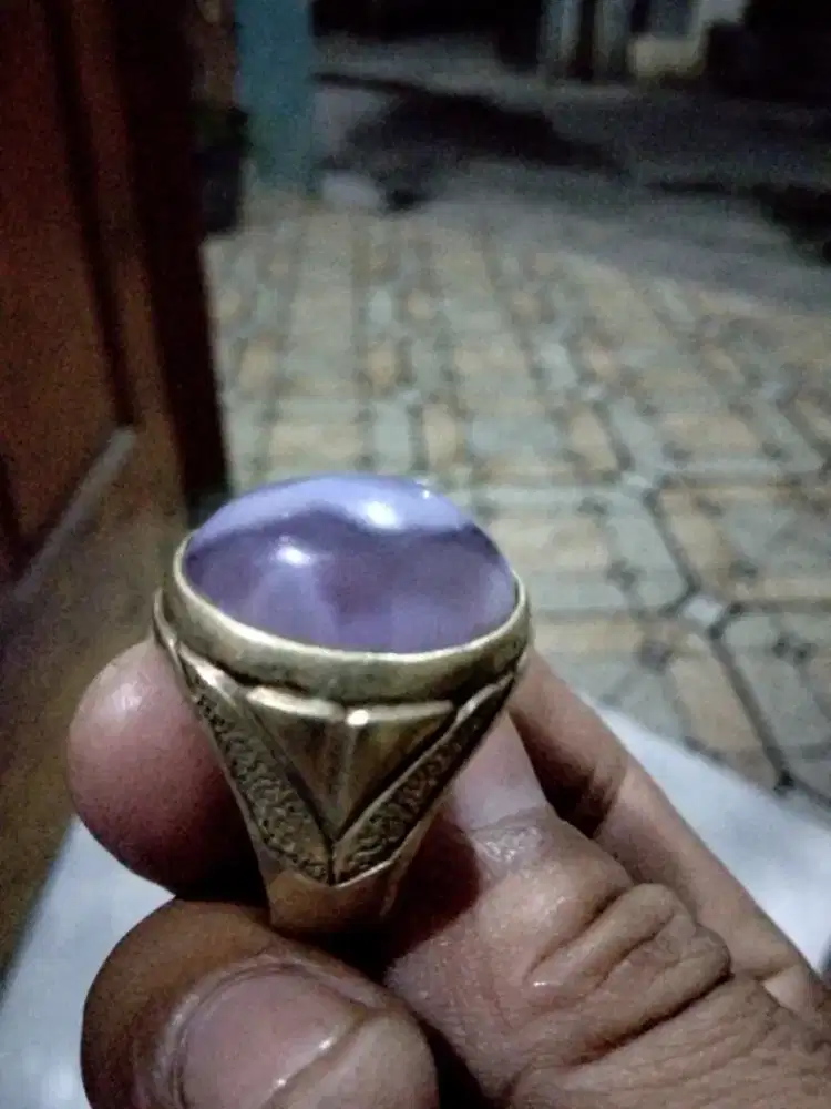 Batu akik lawasan
