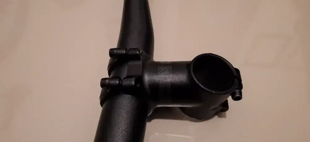 STEM SEPEDA  NAUTILUS DAN HANDLEBAR (STANG)