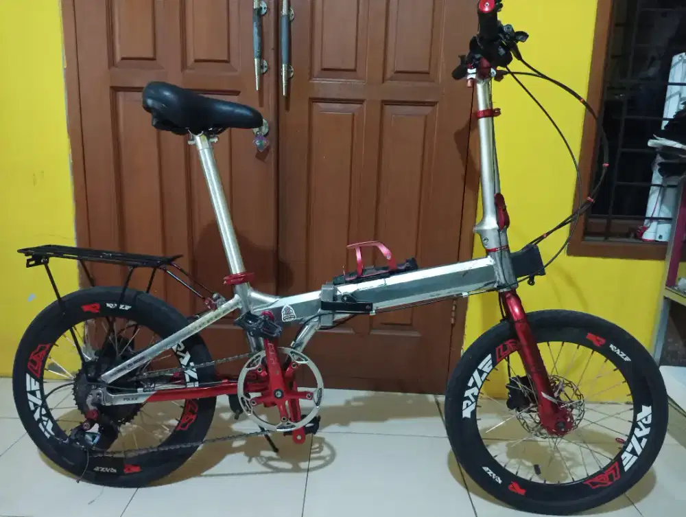 Element Police Texas Kemerdekaan 20 inch