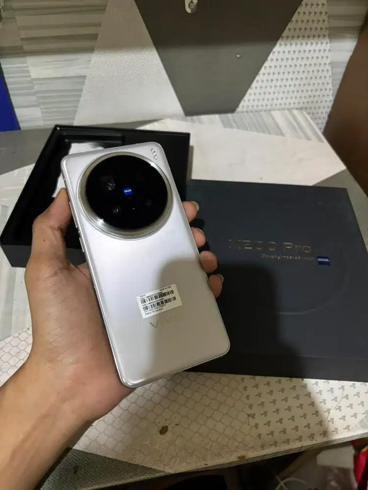 Vivo x200 pro Ram 16/512