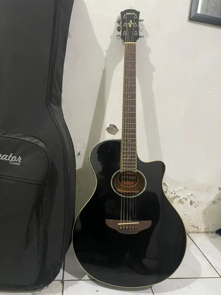 Jual cepat gitar yamaha apx 600 original