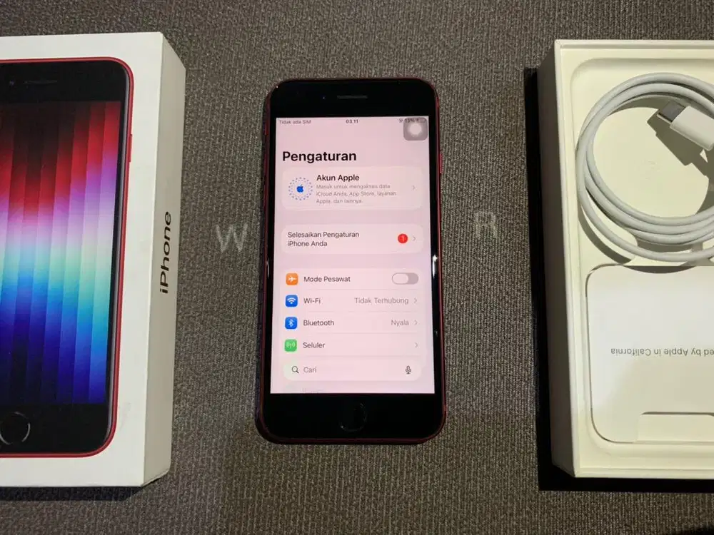 Iphone SE 3 2022 128gb Red/Merah Ex Ibox Fullset Original Nominus
