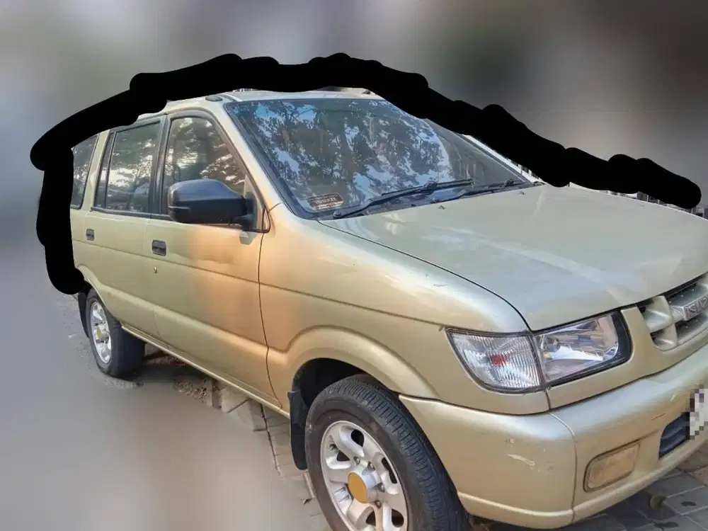 Isuzu Panther Tahun 2002