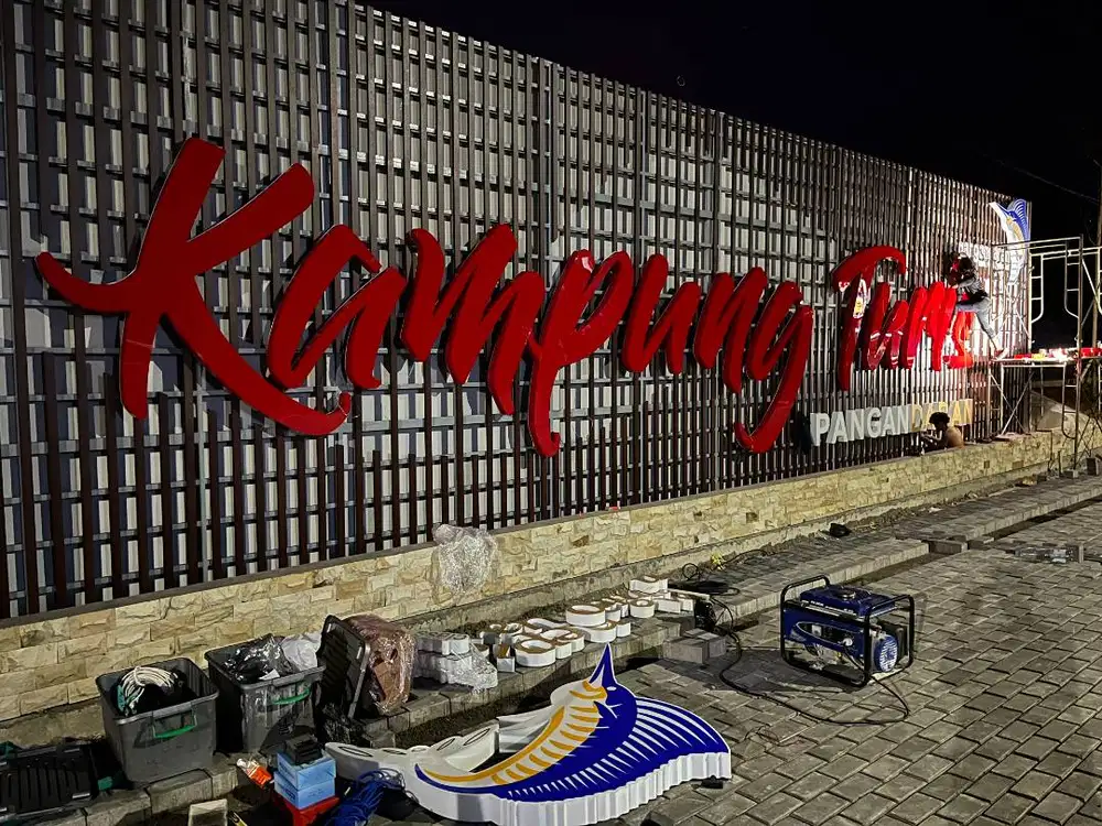 Produsen Huruf Timbul & Neon Box Bandung Termurah