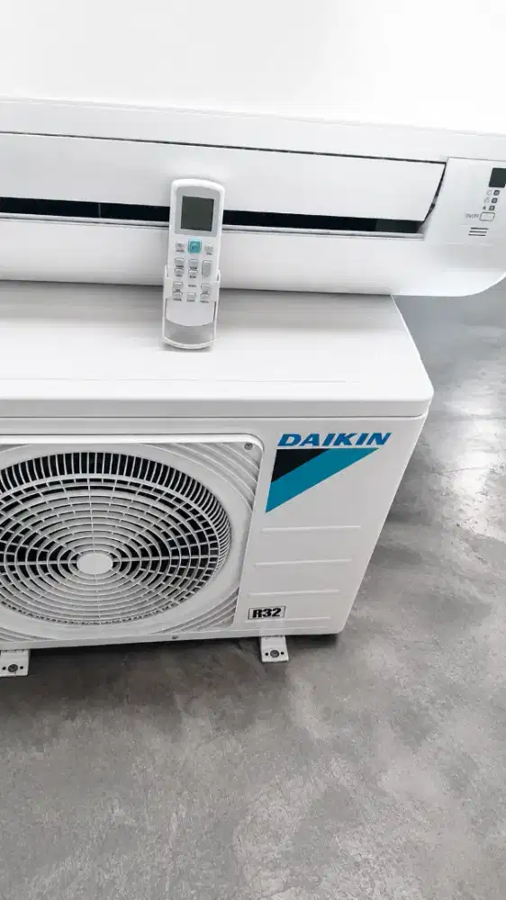 JUAL AC SECOND 0.5 PK DAIKIN