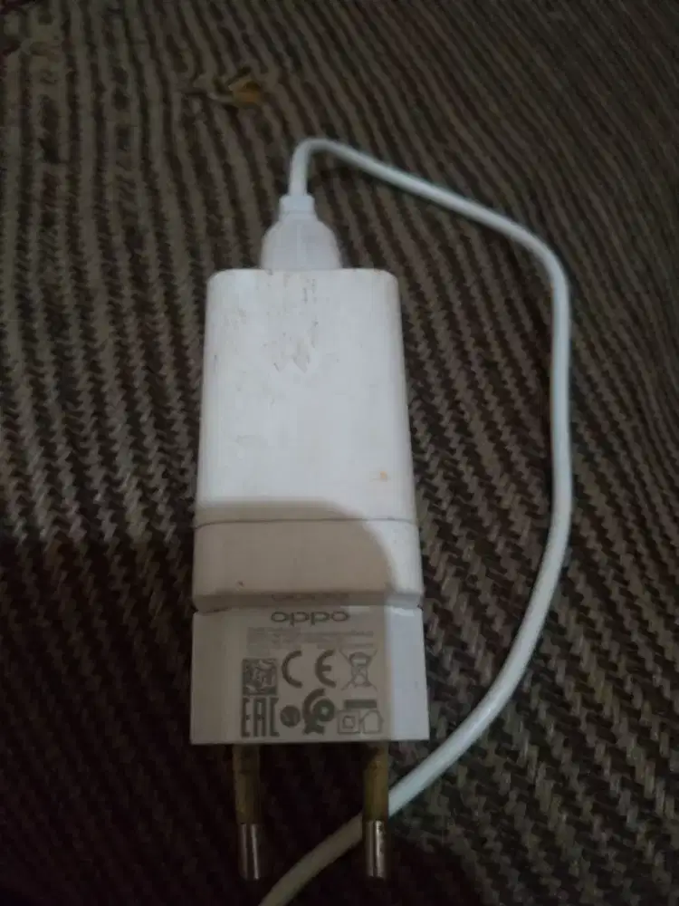 Charger Oppo 18w