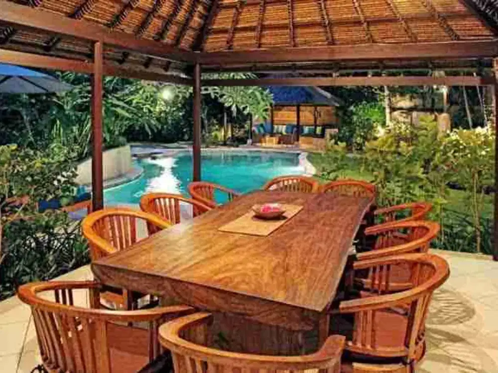 Villa Balinese Premium Dekat Pantai Seminyak - Thumbnail 3