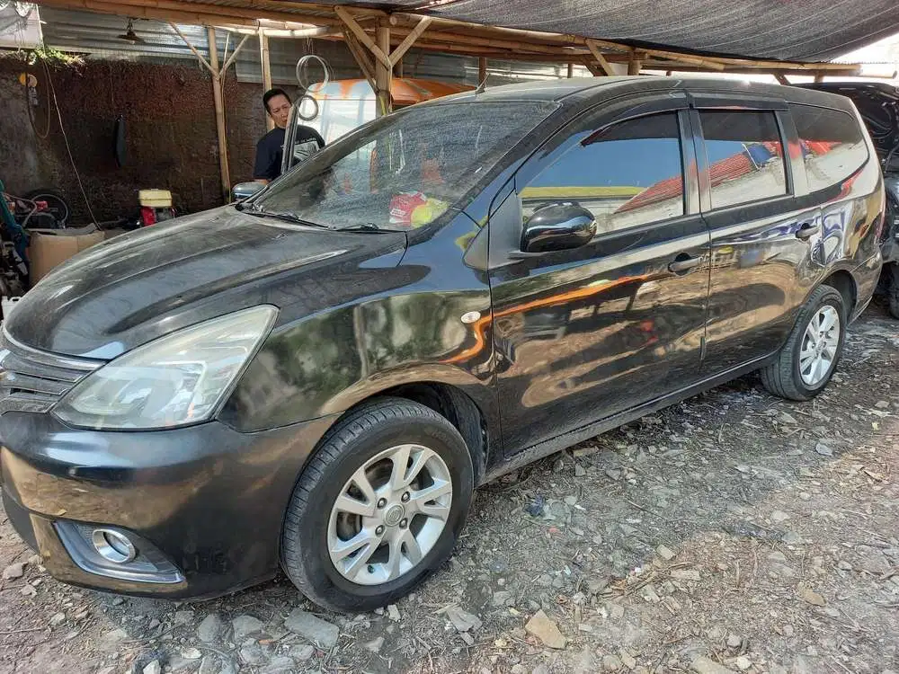 Nissan Livina 2013 Bensin