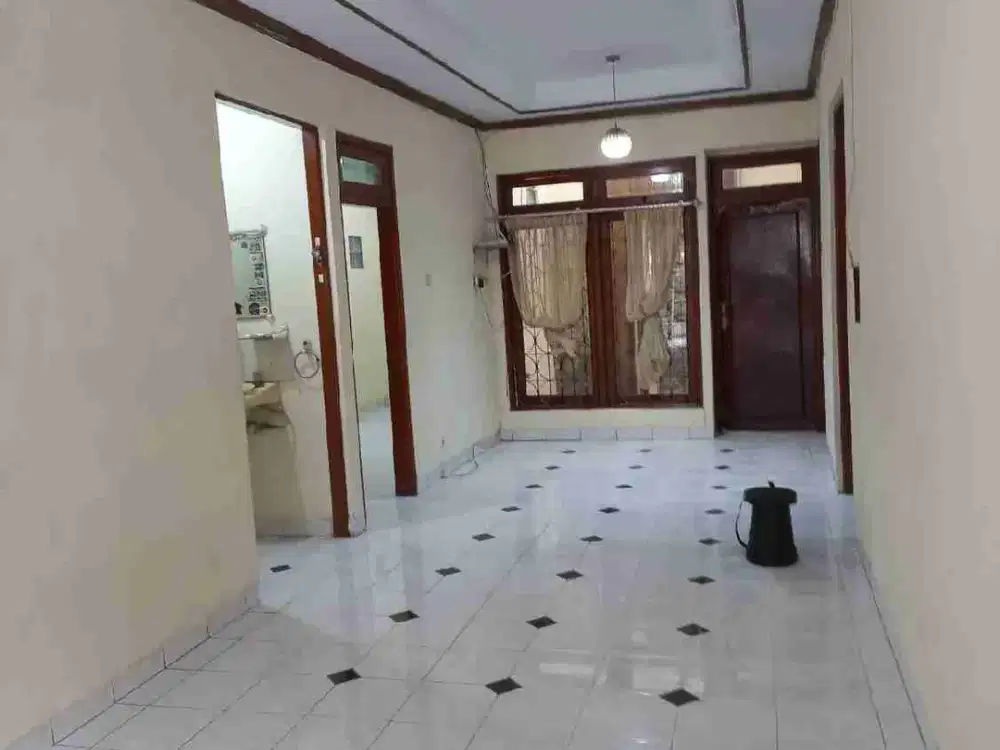 DIsewakan Rumah Siap Huni Dekat MRT dan Stasiun