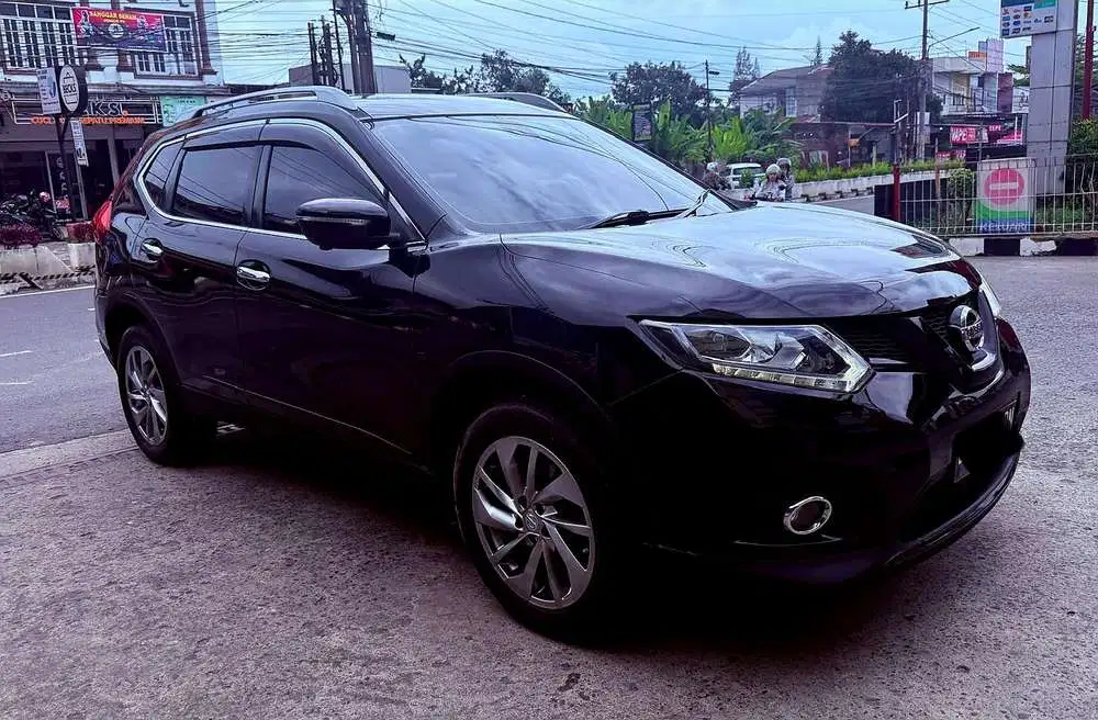 Nissan X-Trail 2016 Bensin DP 3 JUTA