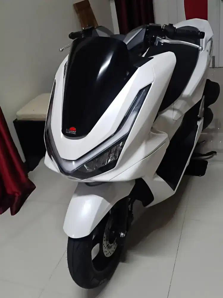 Bismillahirrohmanirrohim...Dijual Honda Pcx th 2026