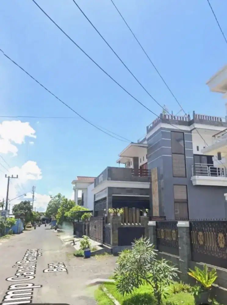 RUMAH STRATEGIS KAWASAN PERDAGANGAN BISA UTK USAHA DEKAT SUHAT 2LANTAI
