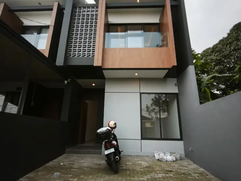 Rumah Lux Mekar Wangi, Rumah Baru 2lt, Kota Bandung