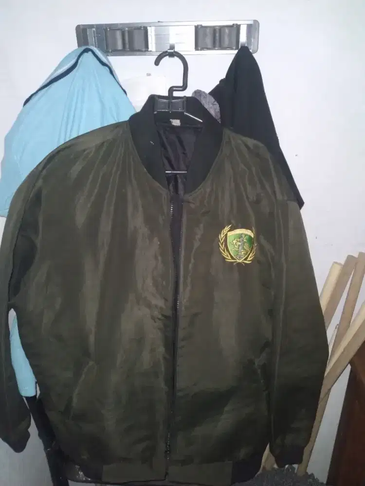Jual jaket parasut persebaya