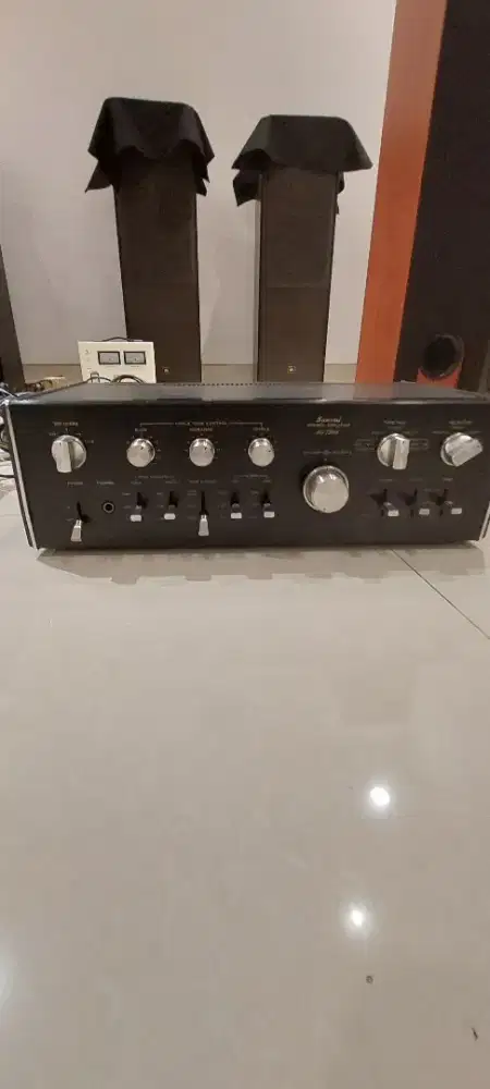 Amplifier Sansui AU-7700