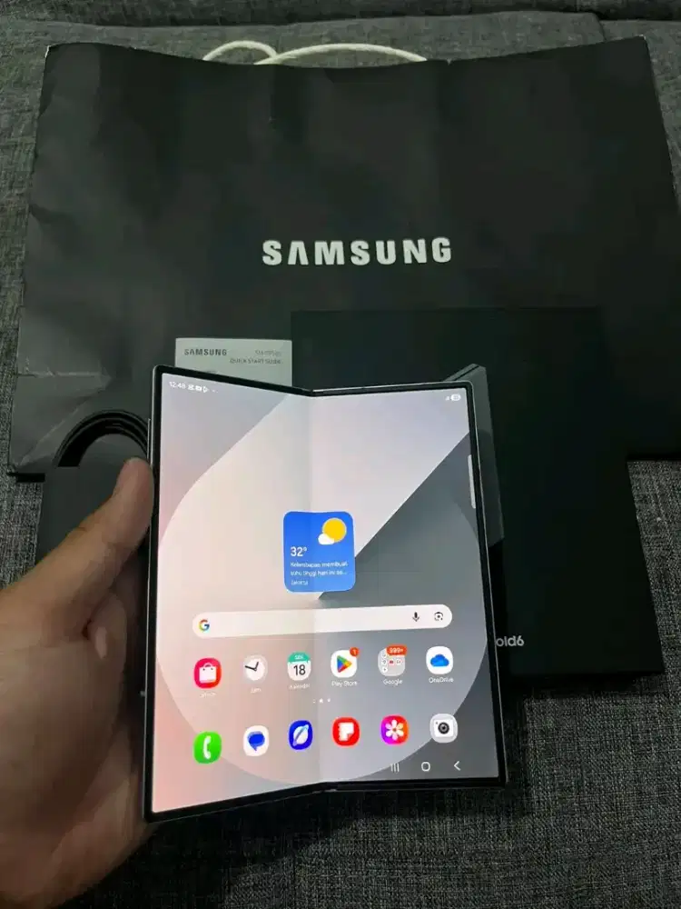 Samsung Z Fold 6 5G 12/256 Fullset