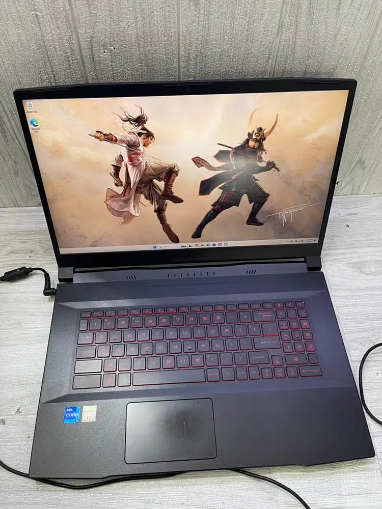 MSI KATANA GF76 17 intel core i7 RTX3050 gen 11 ram 8/512GB gaming