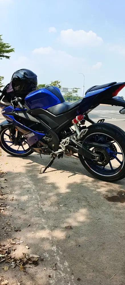 Jual motor r15 v3 2018 ss lengkap plat bandung