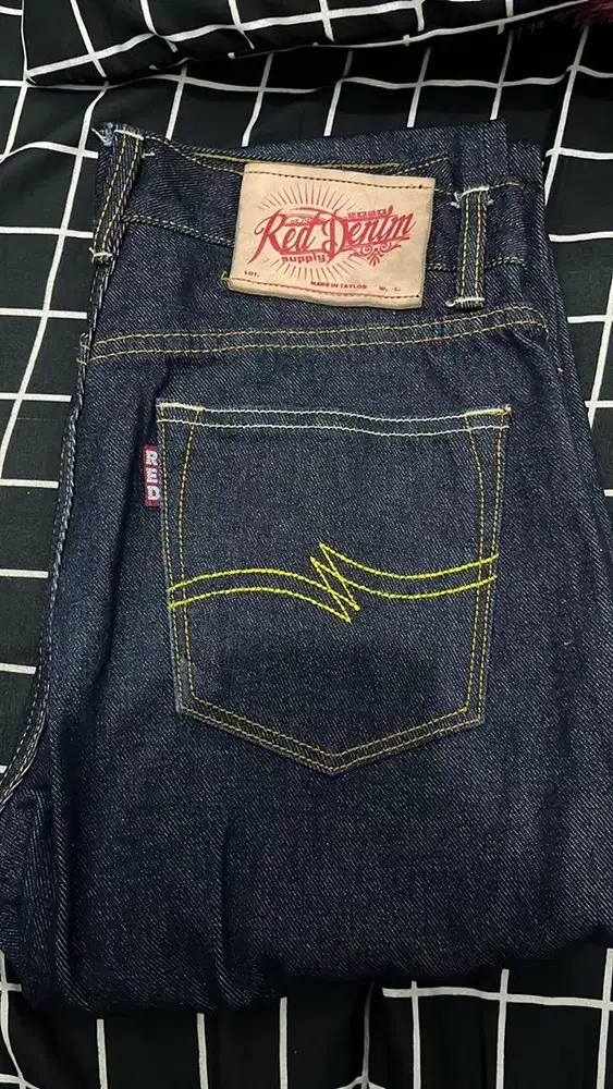 DENIM MEREK (RED DENIM)