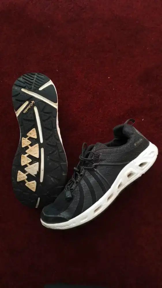 Sepatu Outdoor Columbia
