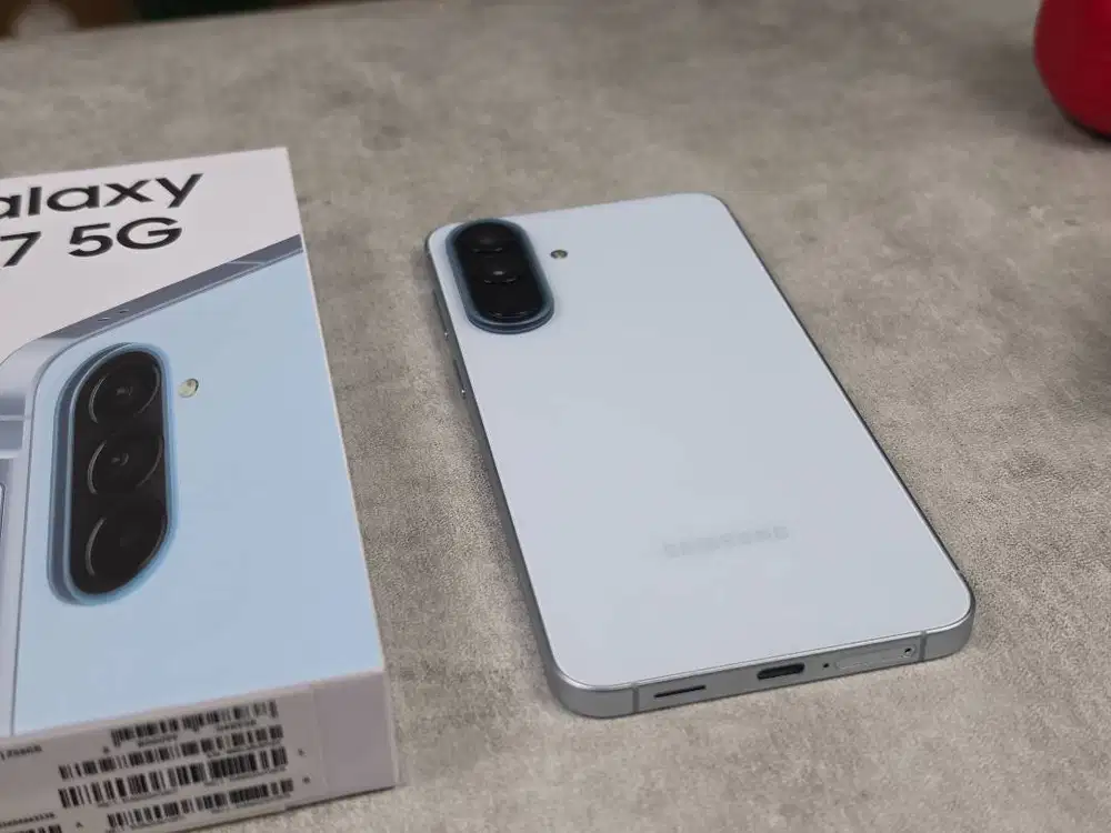 Samsung Galaxy A57 5G (8/256GB) - Awesome Icyblue (Biru Muda)