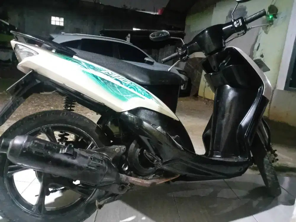 Motor mio smile 2011