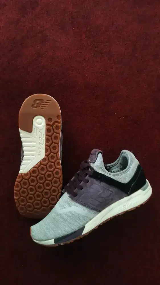 Sepatu Scond New Balance