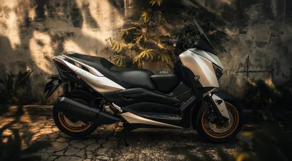 XMAX 250 CC STANDAR ORI *BU