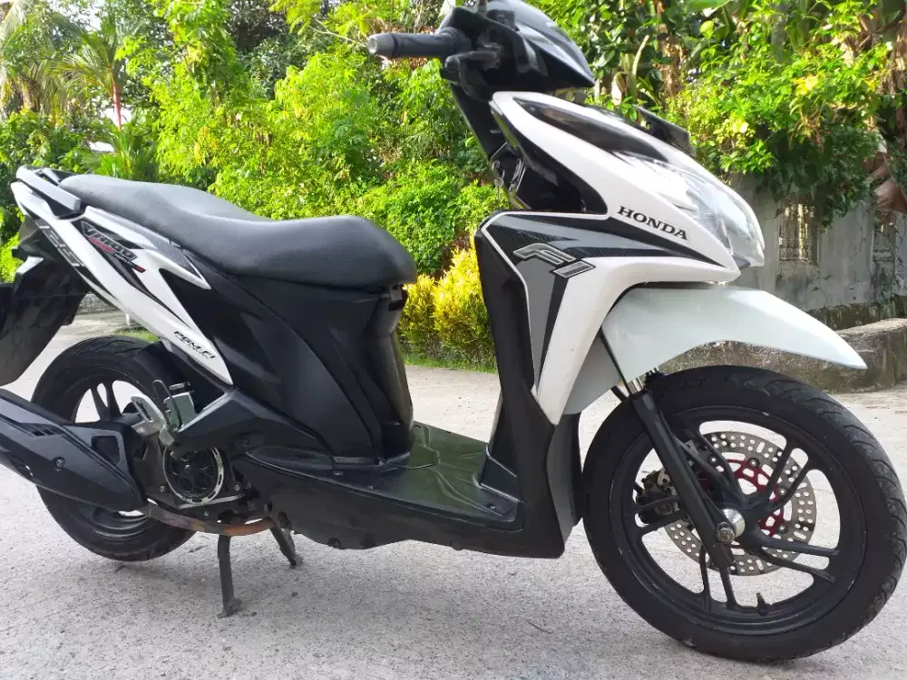 VARIO FI 125 Orisinil Mulus Sangat Bagus BA Padang Siap Pakai