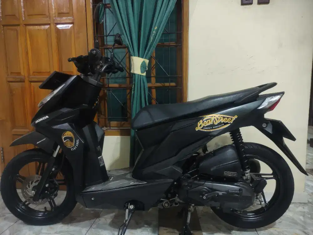 SUPER ISTIMEWA LOW KM BEAT STREET CBS ESP SUPER MULUS PERSIS BARU