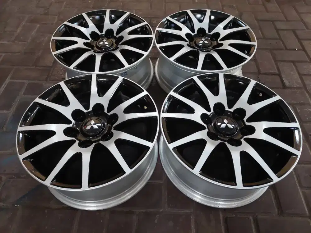 Velg Ori Mitsubishi Pajero Ring 17 PCD 6x139 Masuk Strada Triton GLX