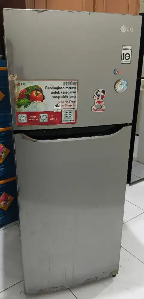 Kulkas LG 2 pintu atas dan bawah