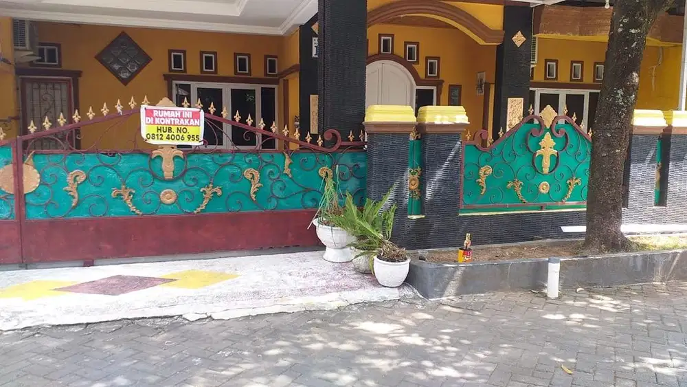 Disewakan Rumah Strategis & Nyaman Siap Huni