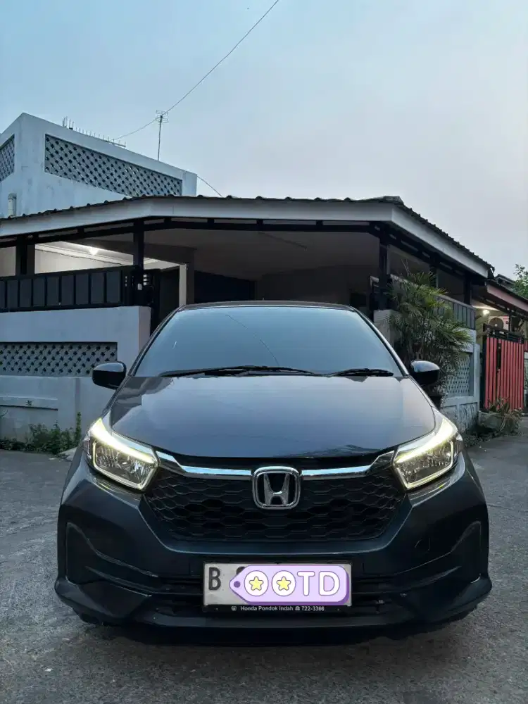 Over kredit or cash Honda Brio Stya E siap pakai