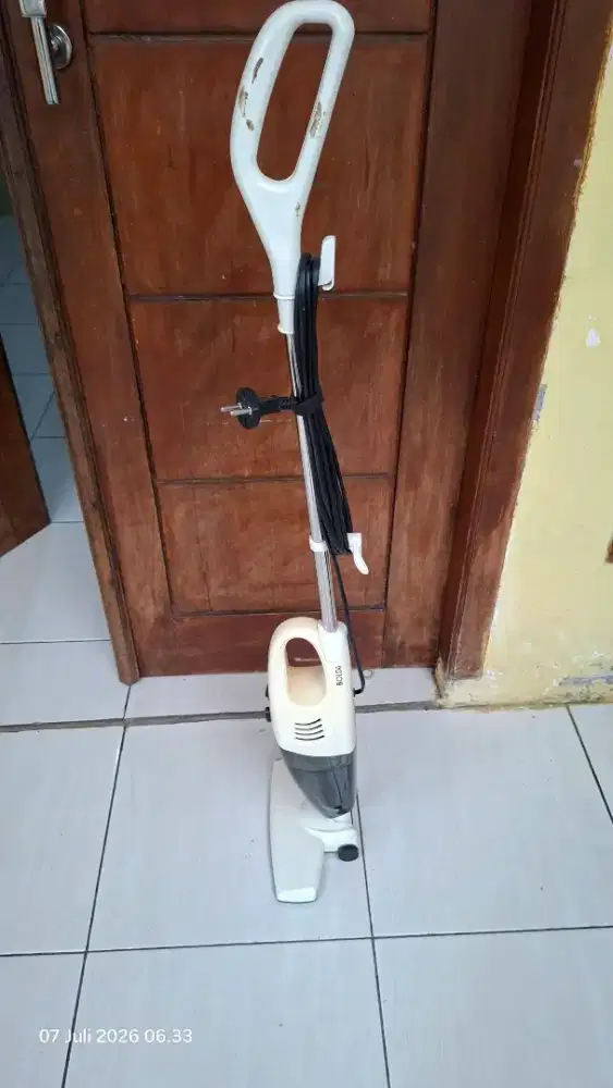 Vacum cleaner Ruangan